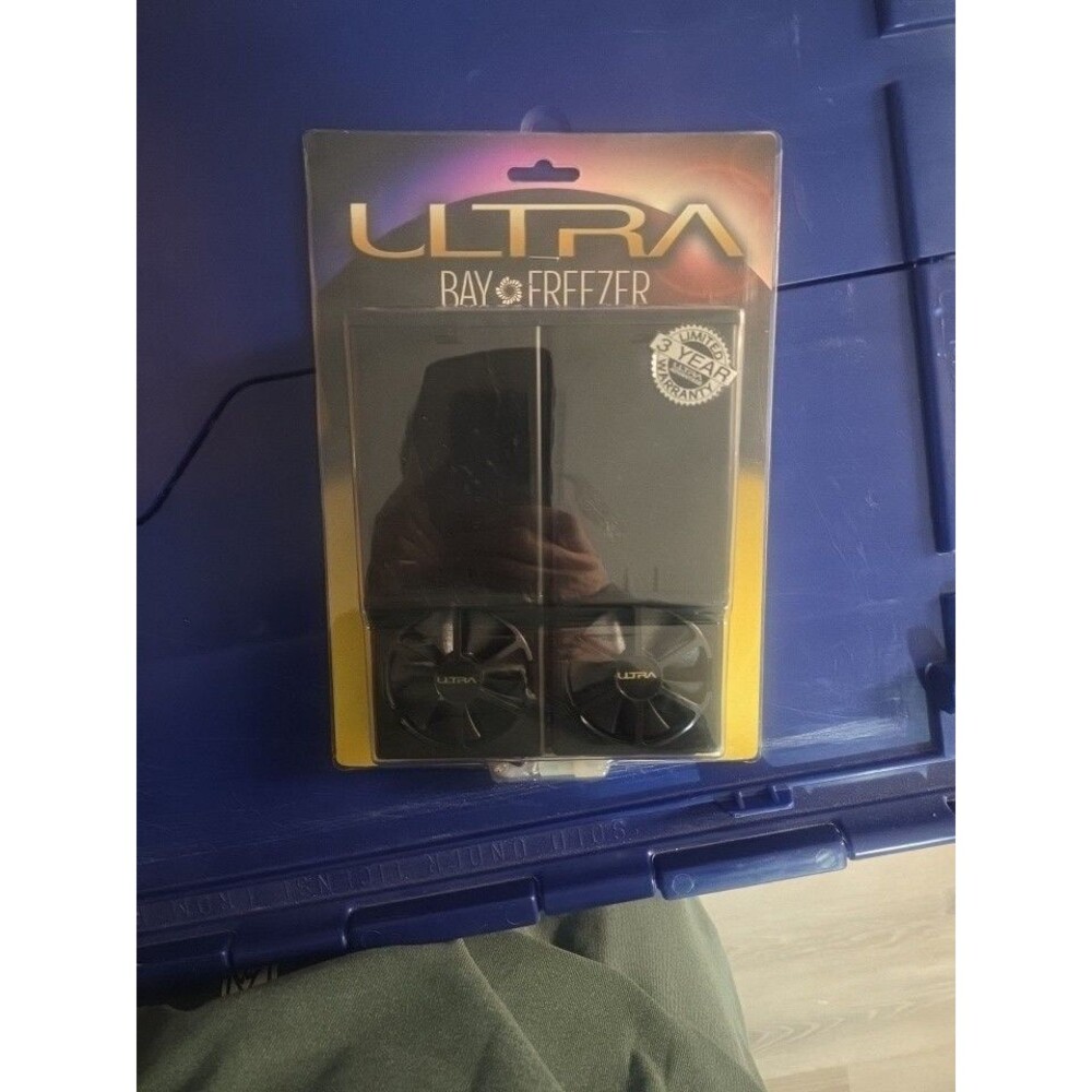 Ultra Bay Freezer PC Advanced Cooling Dual Exhaust Fans Part #ULT30984 (New)